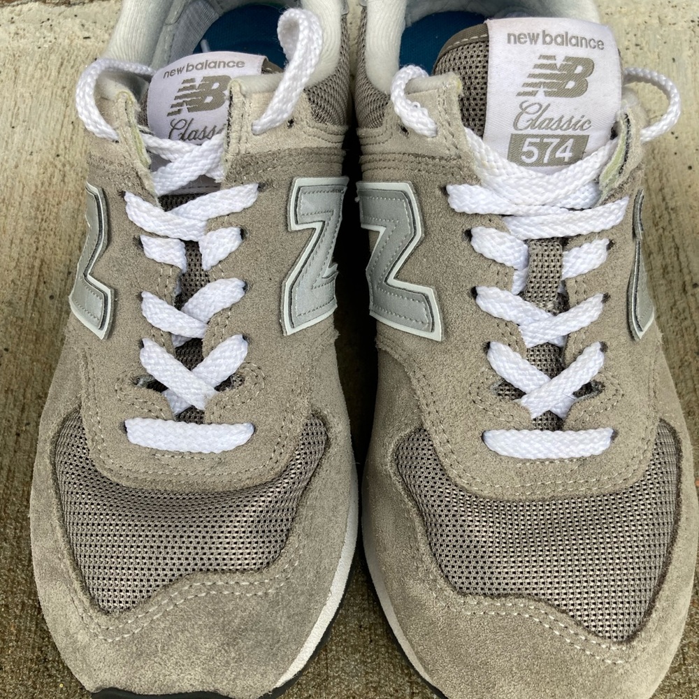 Gray new balance 547 classics women size 7 1/2